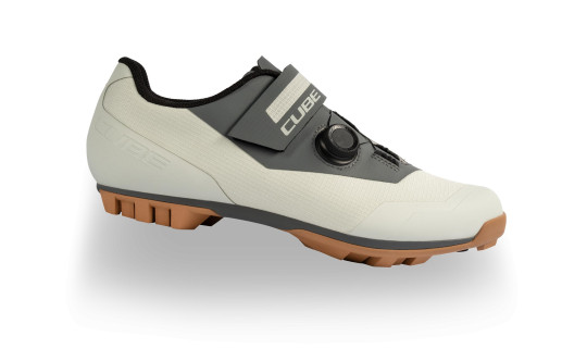 CUBE Chaussures PEAK