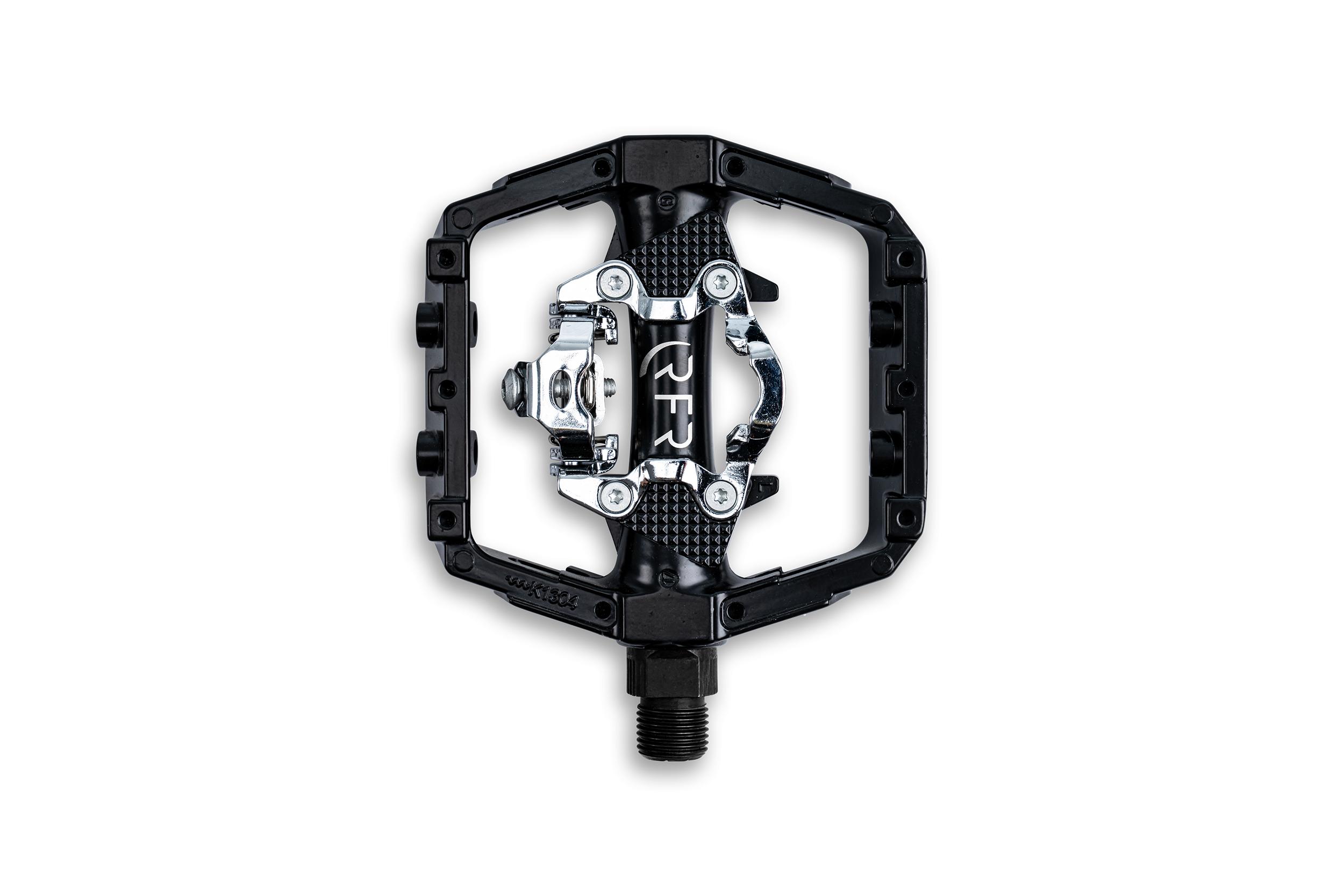Flat and clip pedals clearance