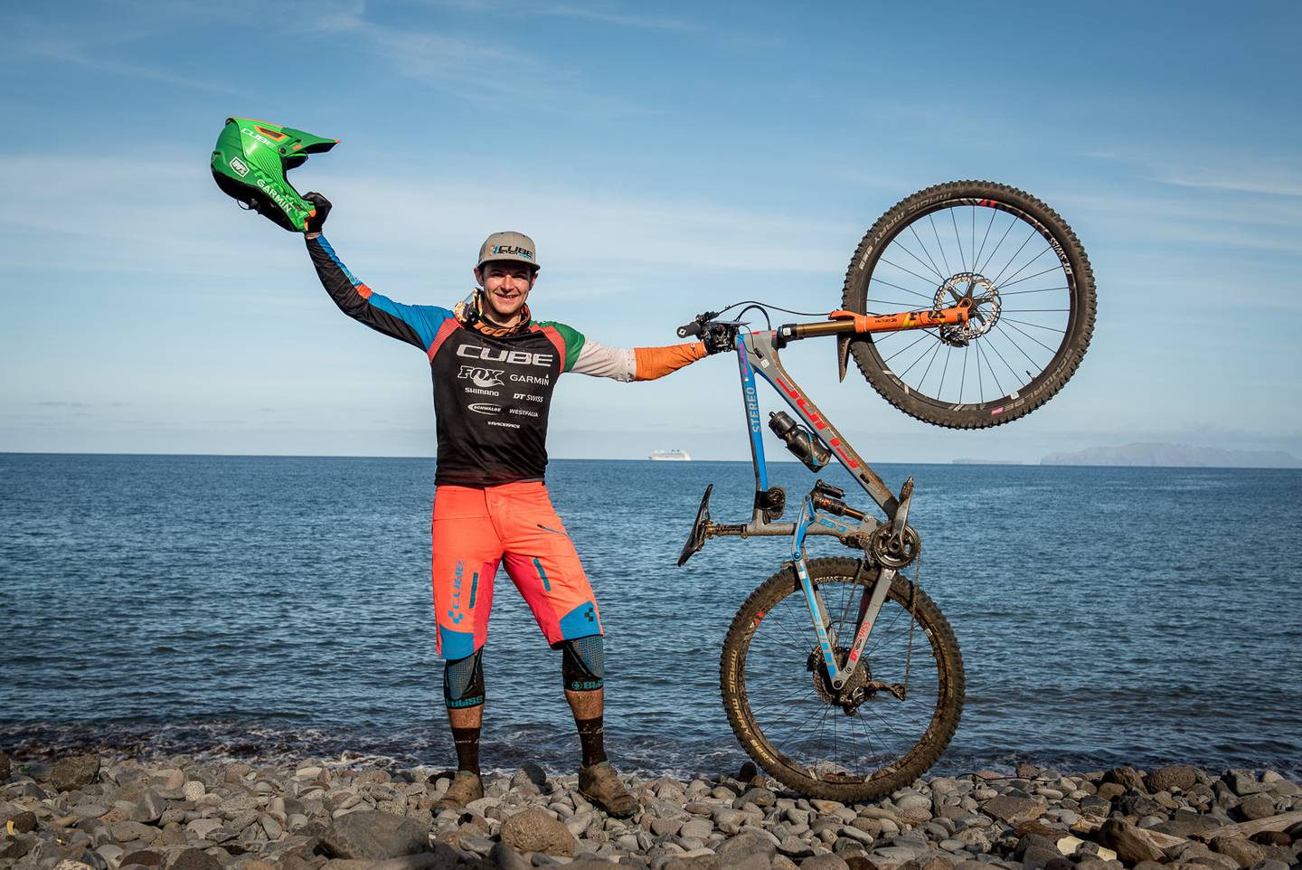 Greg Callaghan, Cube Action Team, et son Cube Stereo 160 vainqueur des Enduro World Series de Madère. © Dave Trumpore