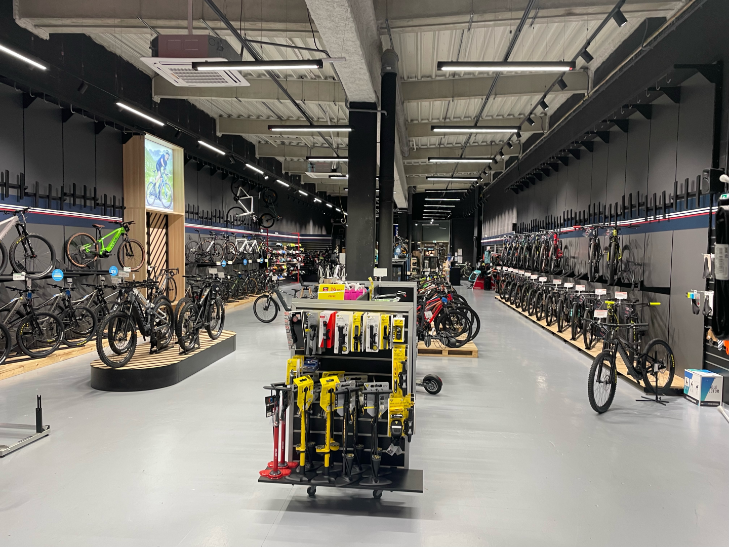 Photo du magasin DG SPORT ET CYCLES