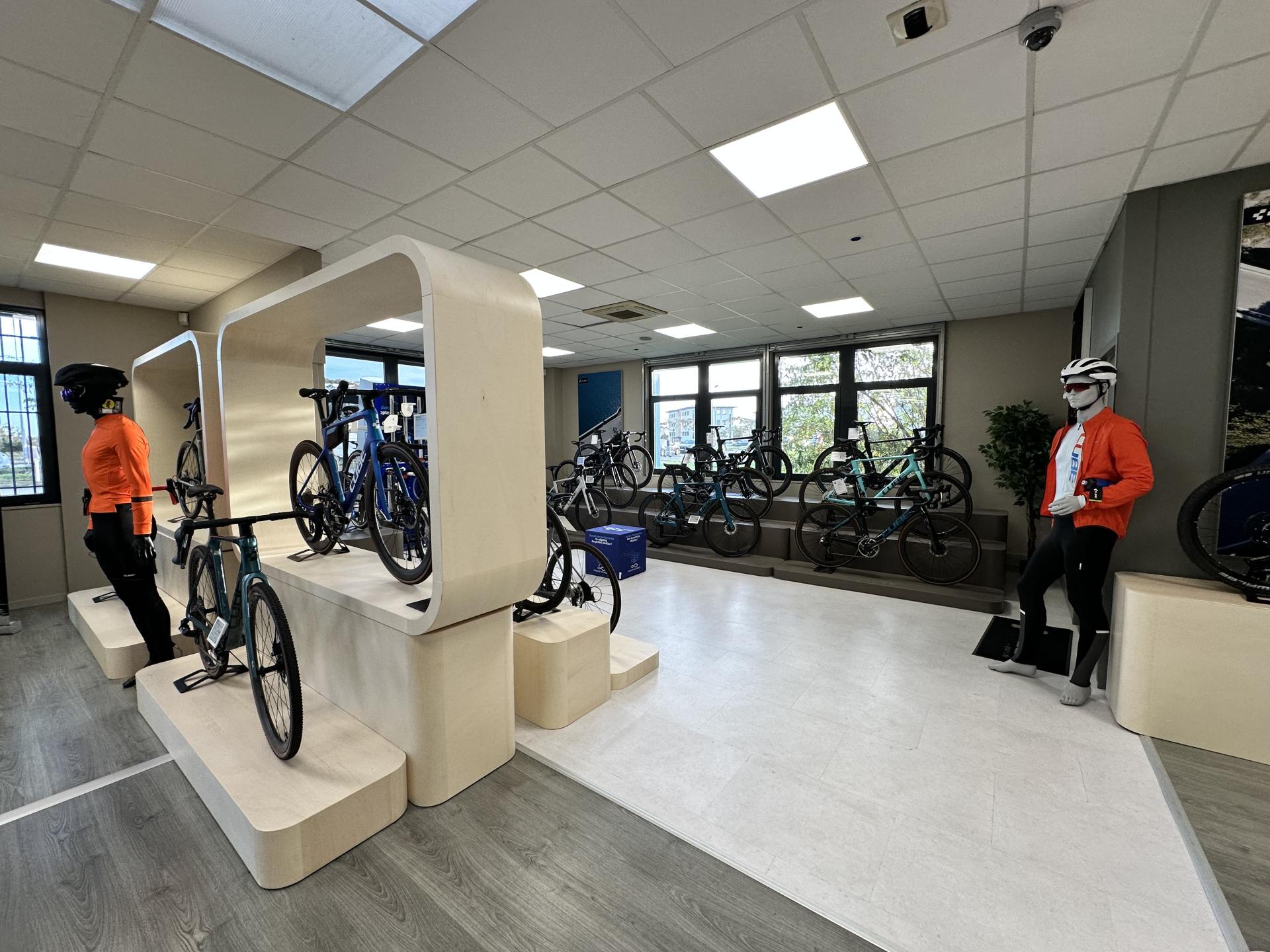 Photo du magasin CUBE STORE Perigny - La Rochelle